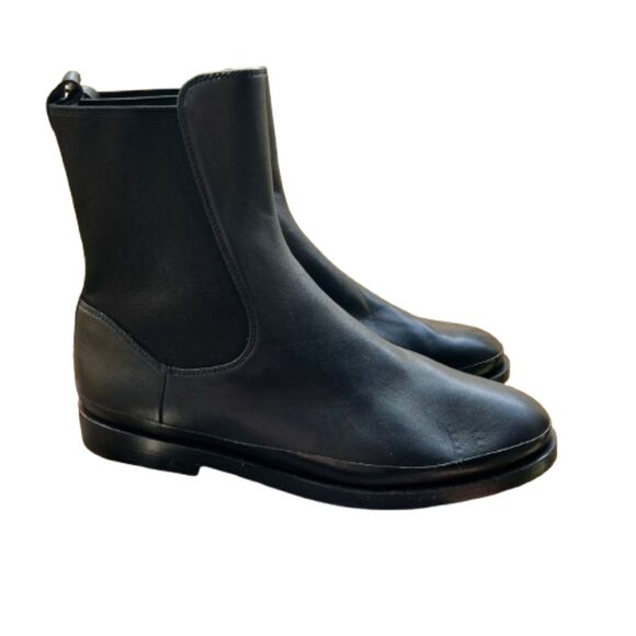 Vince Shoes - Vince Black Leather Chelsea Cecyl Stretch Booties Size 9.5M